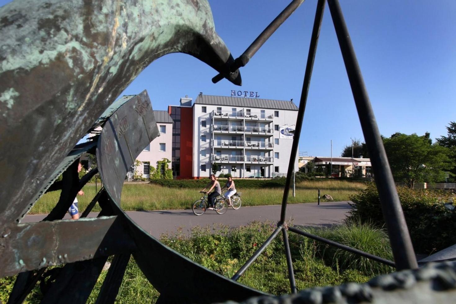 Parkhotel Neubrandenburg Eksteriør billede