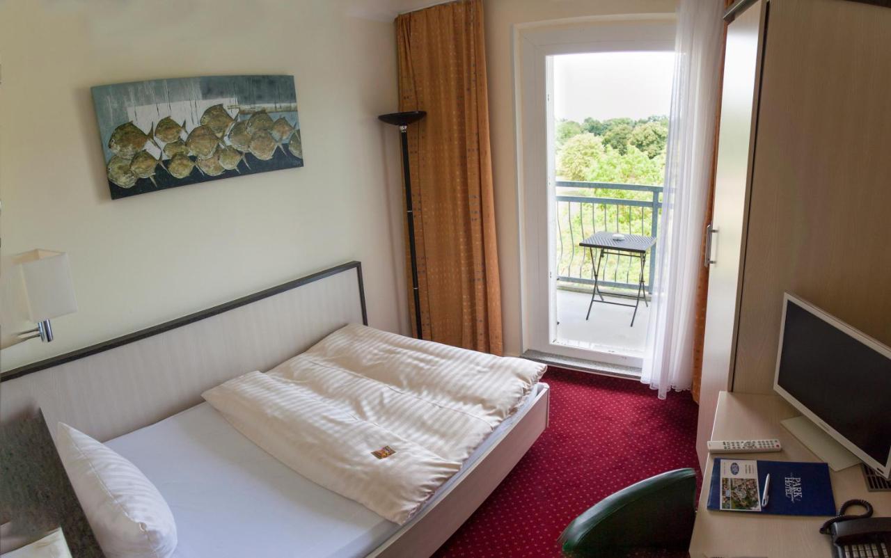 Parkhotel Neubrandenburg Eksteriør billede